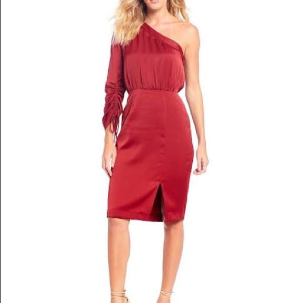 Gianni Bini midi one sleeve dress red silky satin